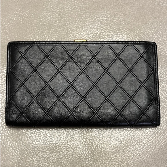 CHANEL Black Quilted Leather Wallet with Gold CC Logo - Picture 2 of 16
